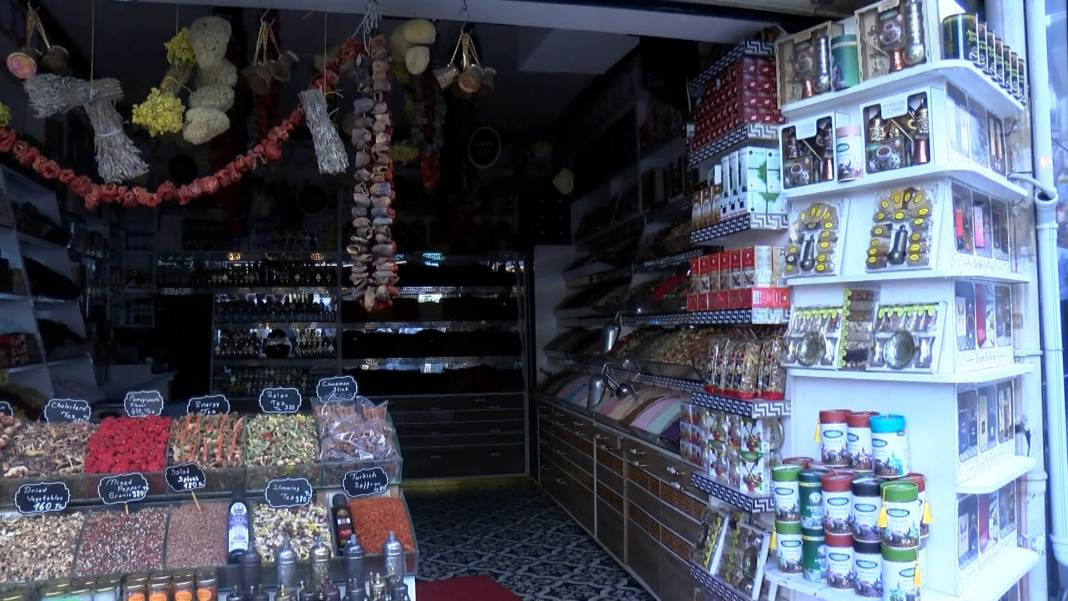 Sultanahmet esnafının elektrik kesintisi isyanı - Resim: 3